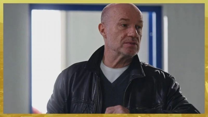 Indiscrétion : Léo prend sa retraite