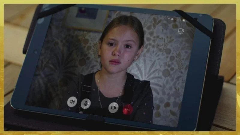 Indiscrétion : Lucie, son terrible message à ses parents !