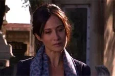 INDISCRÉTION : Samia est intriguée par la mort de Patrick