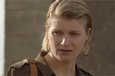 INDISCRÉTION : Voici le nouveau projet de Perez, la matonne !