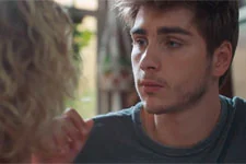 INDISCRÉTION : Voici le PLAN de Théo pour draguer Coralie !