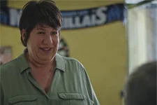 Intrigues Plus belle la vie : Rochat invite Claire à déjeuner