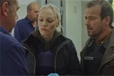 Irina et Jean-Paul tentent de retrouver l’agresseur de Luna !