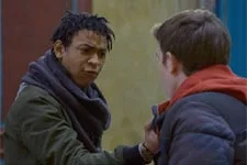 Issa a une nouvelle stratégie pour séduire Lylou