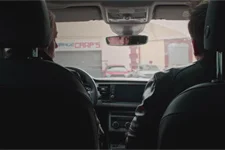 Jean-Paul pousse Irina dans ses retranchements sentimentaux