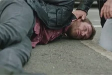 Jean-Paul retrouve Max MORT en bas de chez Irina !