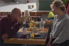 Jean-Paul se fait harceler à cause de Samia !