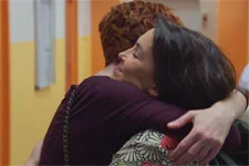 Jeanne tente de réconforter Babeth