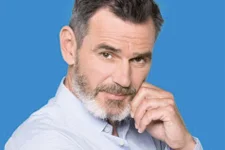 Jérôme Bertin (Patrick) révèle sa première fois osée dans Plus belle la vie !