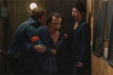 Jocelyn embarqué de force par la police !