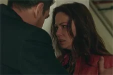 Johanna découvre le corps de Cécilia !