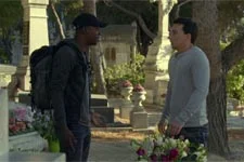 Julio apprend à Djawad qu?Estelle est à l?hôpital !