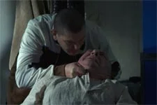 Karim menace Matéo de mort !