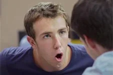 Kévin apprend une info énorme de la part de César !