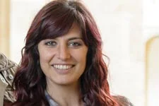 Laetitia Milot (Mélanie) dans « Vivement la télé »