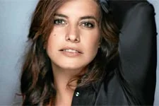 Laetitia Milot (Mélanie) : Son retour dans PBLV repoussé !