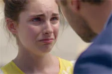 Laurent oblige Thelma à s?échapper avec lui !