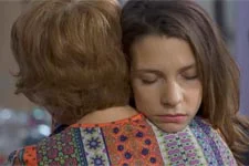 Léa arrive en retard à l?hôpital !