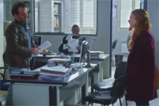 Léa MANIPULE Jean-Paul !