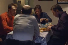 Léo est invité à dîner chez les Belesta !