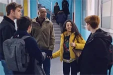 Les ados constatent que Mila et Valère se sont remis ensemble