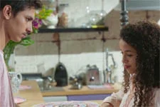 Mila avoue à Victor être jalouse de sa relation avec Antoine