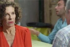 Mirta tente de faire comprendre à Roland que Luna n?est pas dans son état normal !