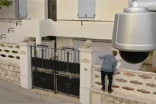 Nathan fait une terrible découverte au domicile de Rochat !