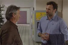 Nicolas tente de connaître le passé de son père