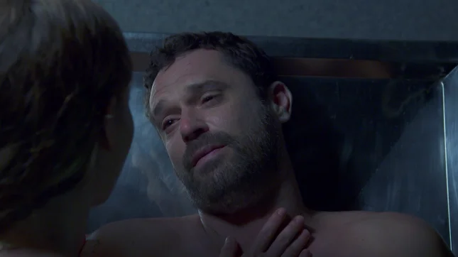 Océane échappera-t-elle à Arnaud ?