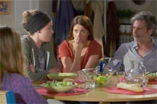 Olga annonce un gros rebondissement à Luna, Sacha et Sandy !