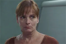 Perez conseille à Blanche de faire très attention aux détenues