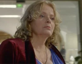 Plus belle la vie ? Angela (Sophie Barjac)