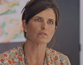 Plus belle la vie – Directrice d’école (Jeanne Beziers)