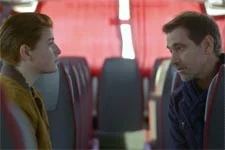 Plus belle la vie en avance : Antoine veut quitter la France !