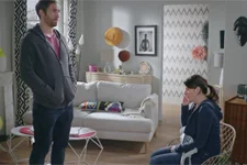 Plus belle la vie en avance : Babeth interrompt Luna et Bertrand !