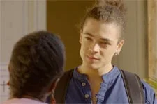 Plus belle la vie en avance : Baptiste en Afrique !