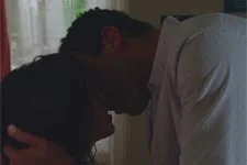 Plus belle la vie en avance : Benjamin entraîne Alison dans la drogue