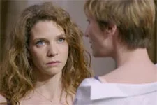 Plus belle la vie en avance : Camille brise les espoirs de Léa !