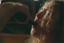 Plus belle la vie en avance : Cristal se sacrifie pour Léa !