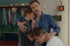 Plus belle la vie en avance : Delphine abandonne ses enfants !