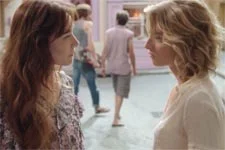 Plus belle la vie en avance : Delphine agresse Coralie !