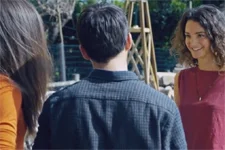 Plus belle la vie en avance : Emma fait une nouvelle rencontre !