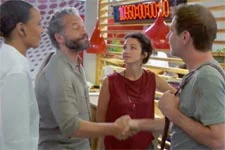 Plus belle la vie en avance : Emma trouve la perle rare !