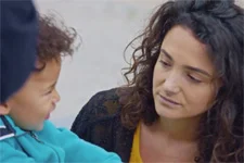 Plus belle la vie en avance : Interdiction de revoir Mathis pour Emma et Baptiste !