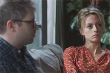 Plus belle la vie en avance : La coloc est-elle victime d?un voyeur ?