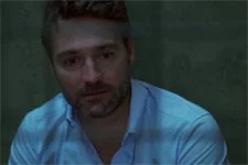 Plus belle la vie en avance : Laurent sous les verrous !