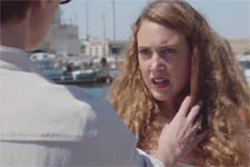 Plus belle la vie en avance : Le RDV secret de Cristal et Camille !