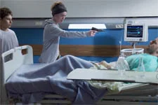 Plus belle la vie en avance : Les jeunes tentent de tuer Stan !