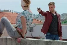 Plus belle la vie en avance : Stan pousse Olga dans le vide !